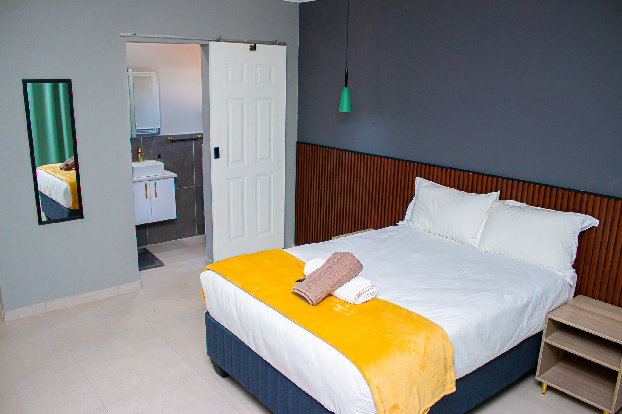 Room 8 Image